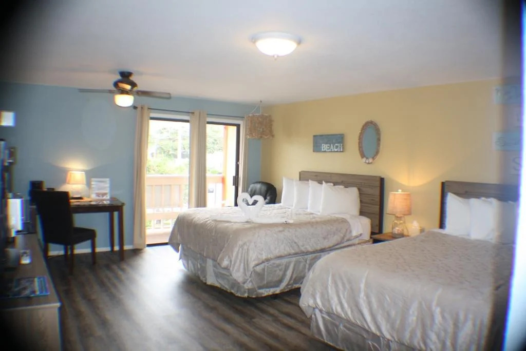 Sea Treasures Inn #104