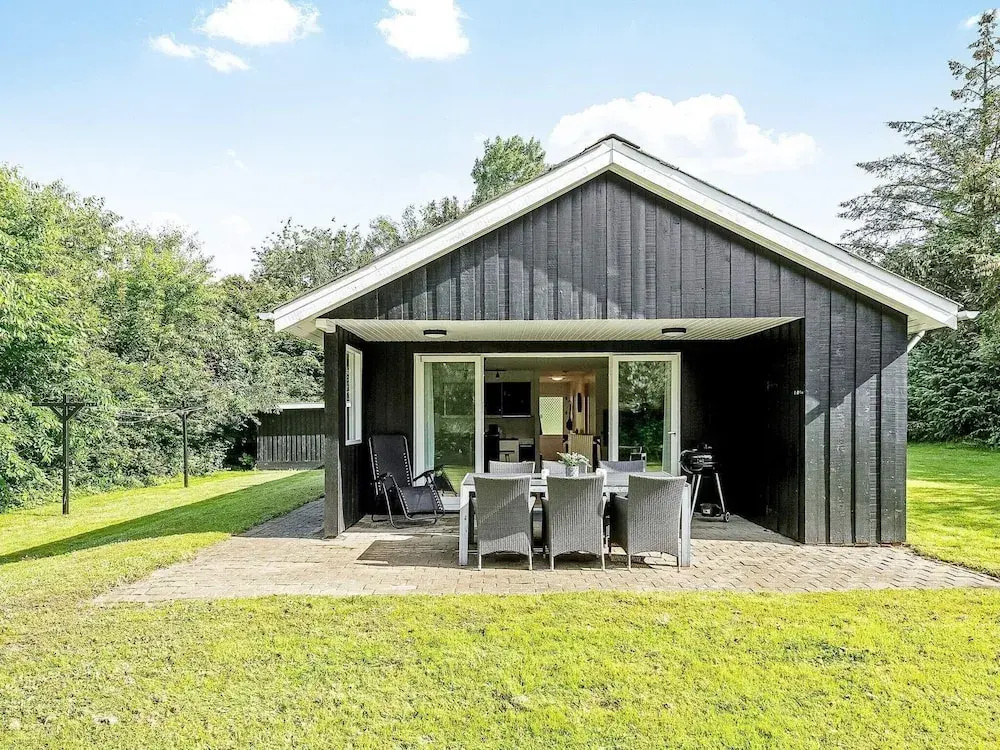6 person holiday home in Toftlund-By Traum