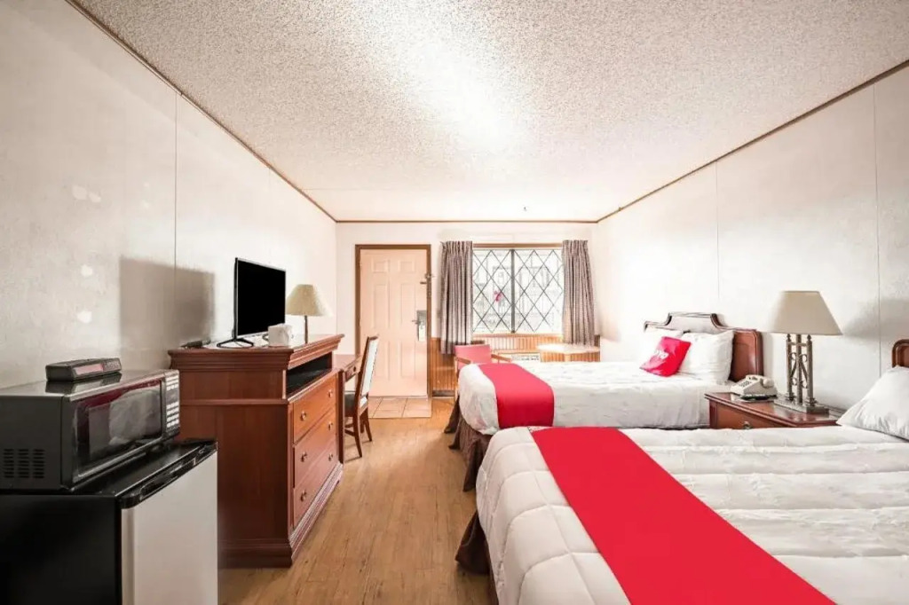 OYO Hotel Windmill Branson