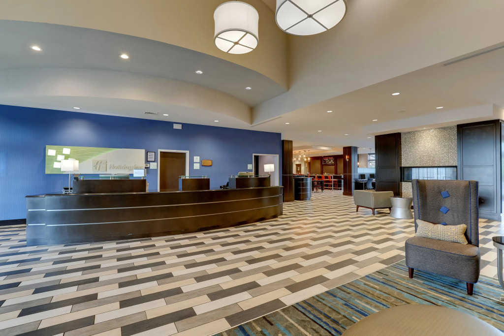 Holiday Inn Indianapolis Airport by IHG