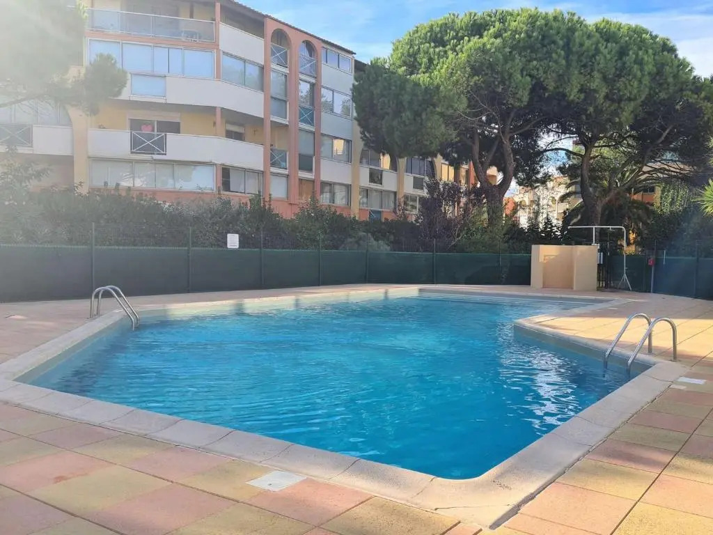 Appartement Cap d'Agde, 2 pièces, 6 personnes - FR-1-249-16