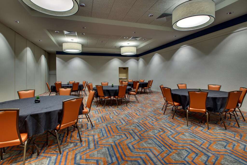 Drury Inn & Suites Iowa City Coralville