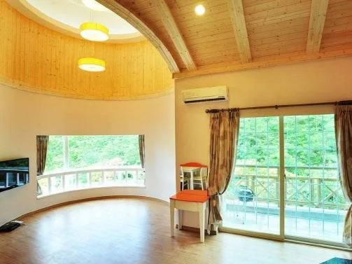 Hills 5 Resort