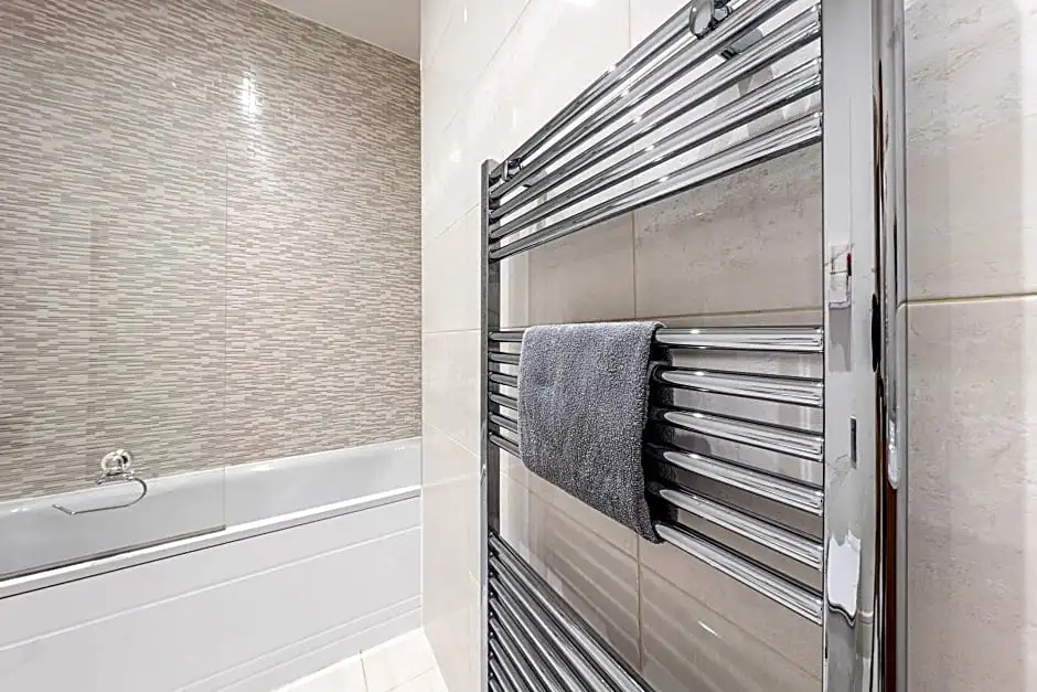 Mission Wave - Venture Apartment