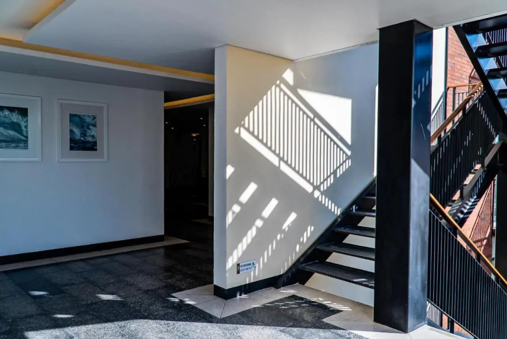 Flamboyan Hotel & Residences