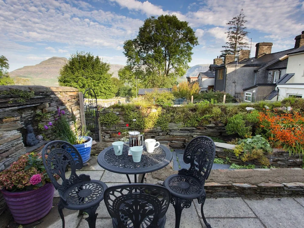 Moelwyn View Cottage