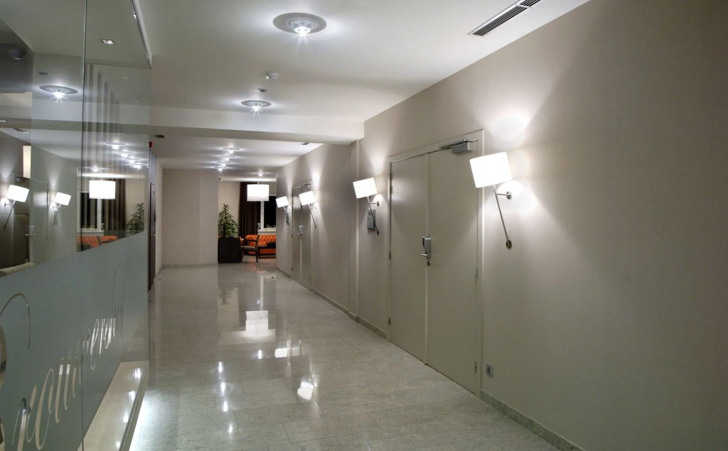 Biznis Hotel