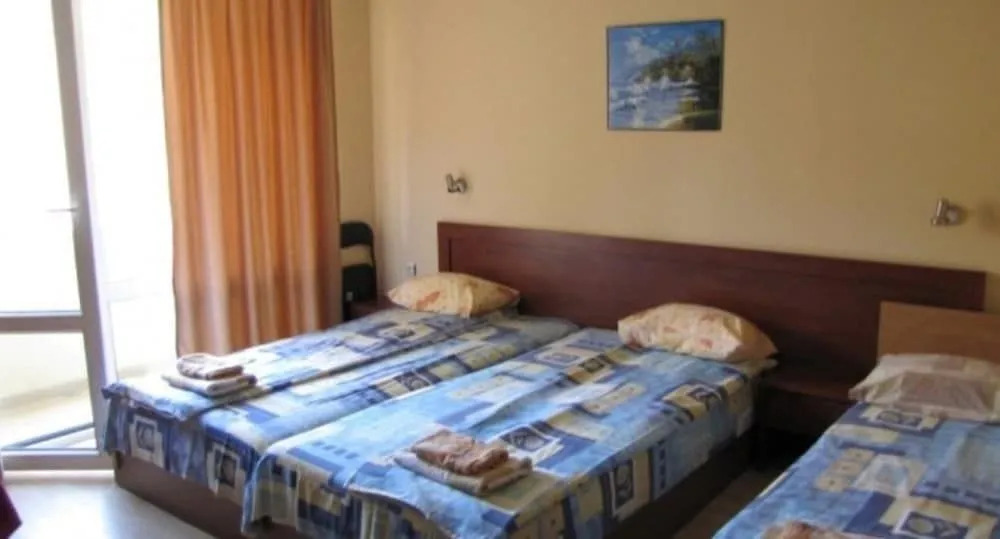 Paris Hotel