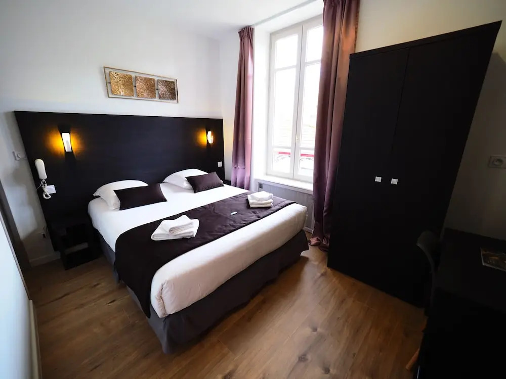 Hôtel Le Biarritz - Vichy