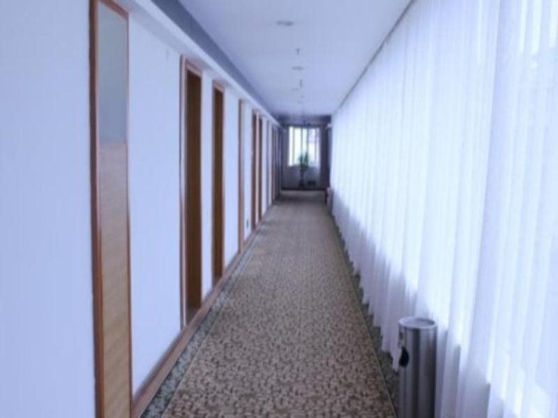 Yinhaigang Hotel