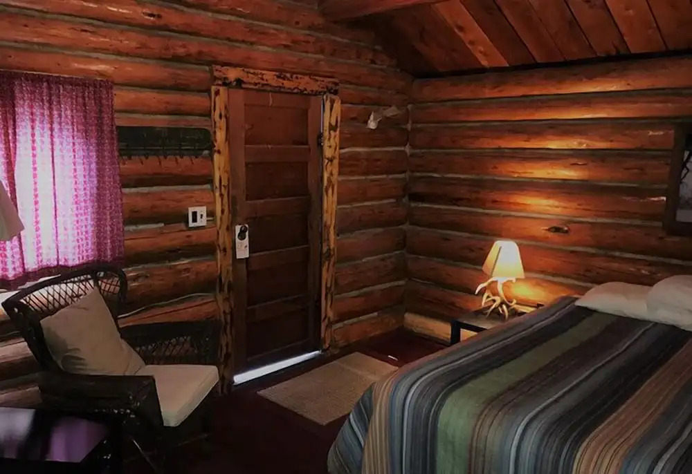 Grizzly Lodge