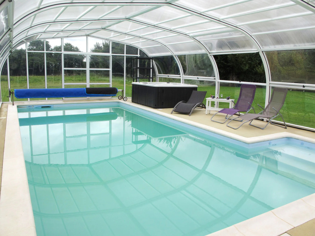 Holiday Home La Piscine - LEN400