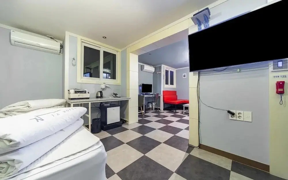Ja Motel