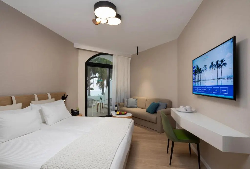 Gai Beach Hotel