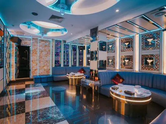 Xunfa Hotel (Huian County Government Gymnasium Branch)