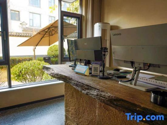 Jinxing Hotel( (Dali Ancient Town Erhai Caicun Wharf Branch)