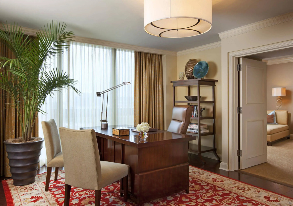 Houston Grand Hotel - River Oaks