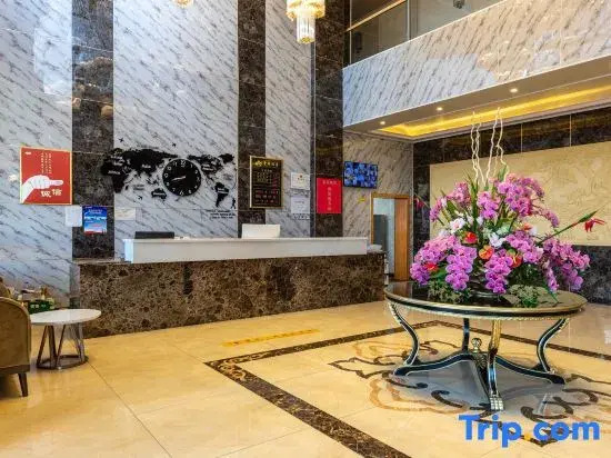 Yunjin Hotel (Ganzi Litang 318 National Road Dongcheng Branch)