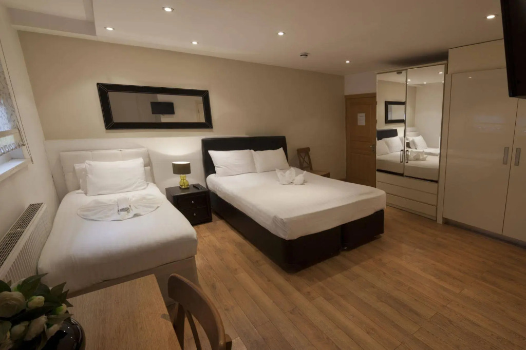 274 Suites