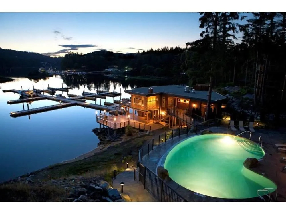 Painted Boat Resort Spa and Marina