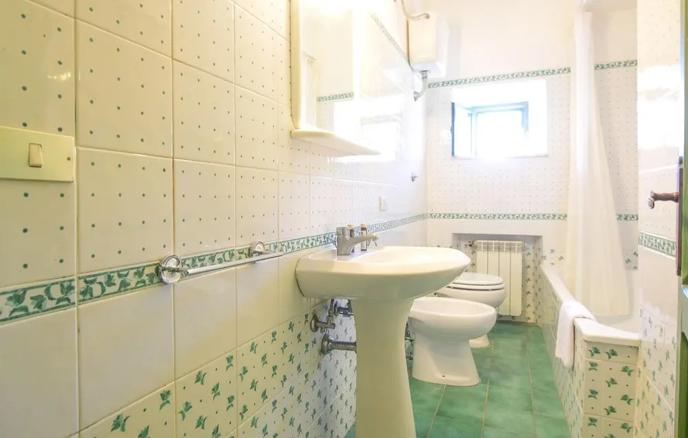 2 Bedroom Awesome Home In Casalappi