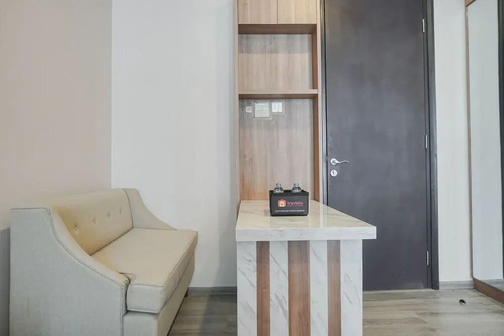 Fabulous and Strategic 1Br Sudirman Suites Apartment