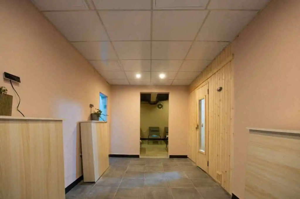 Vibes Hotel and Spa