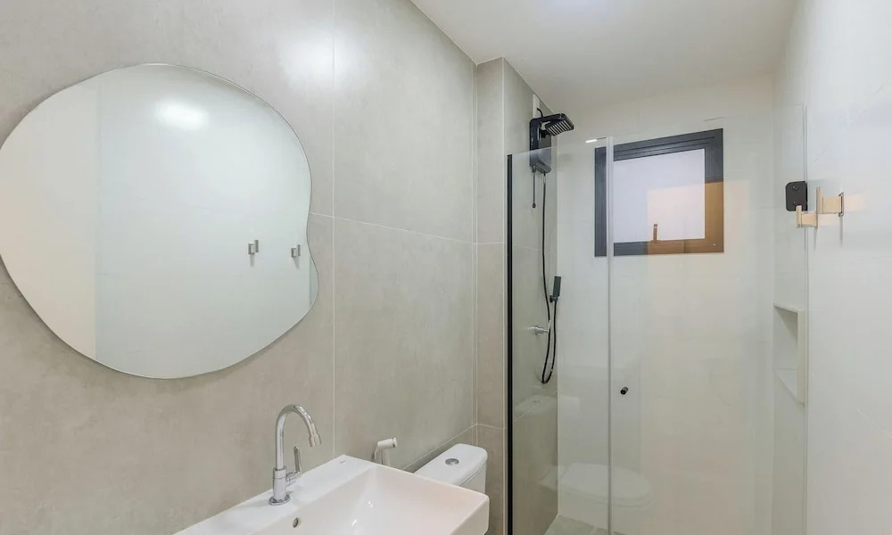 Building With New Apartments 300m From the Beach - EEP