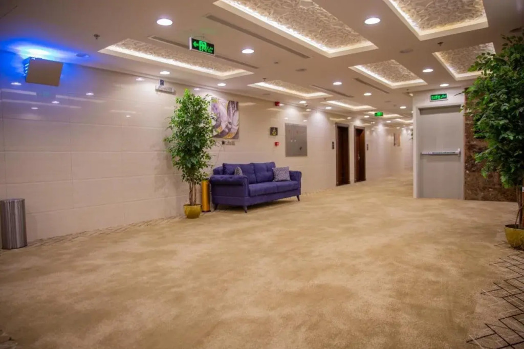 Diamond First Operation and Management Guest House Hotel