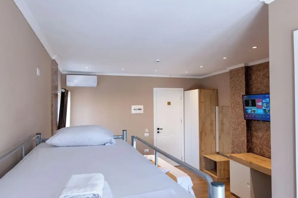 Lider Hotel