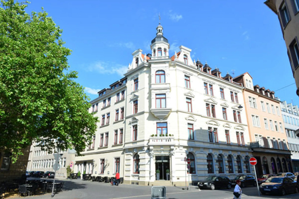 Frühlings-Hotel