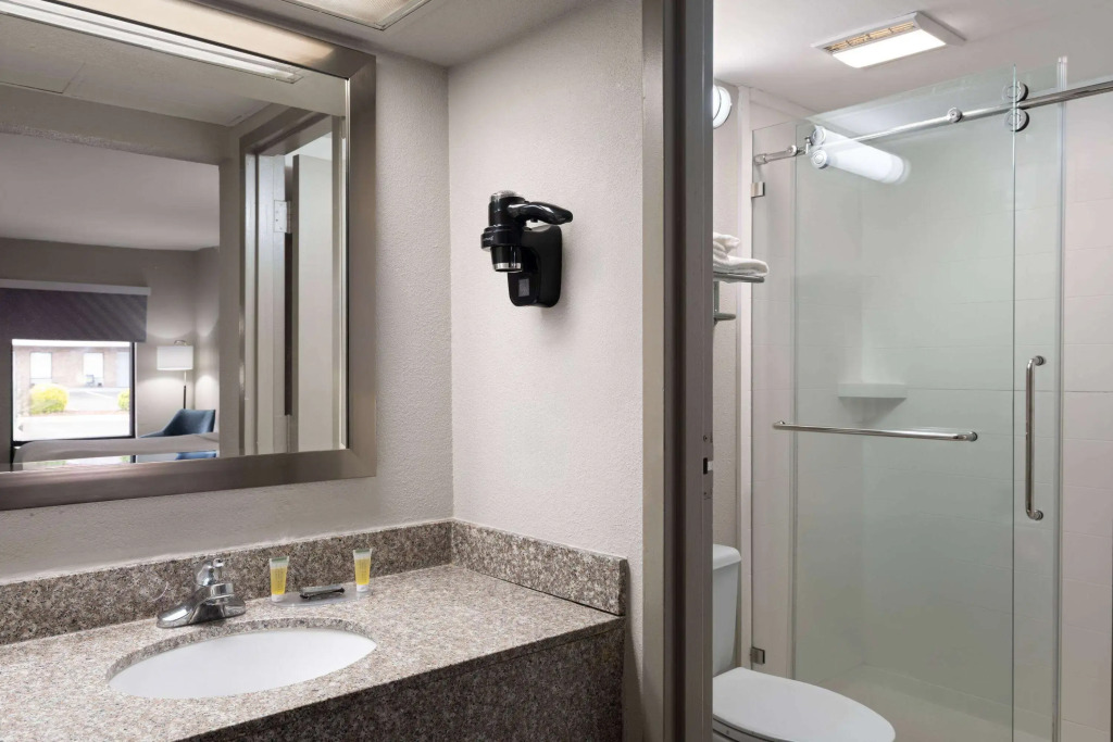 Days Inn by Wyndham Weldon Roanoke Rapids