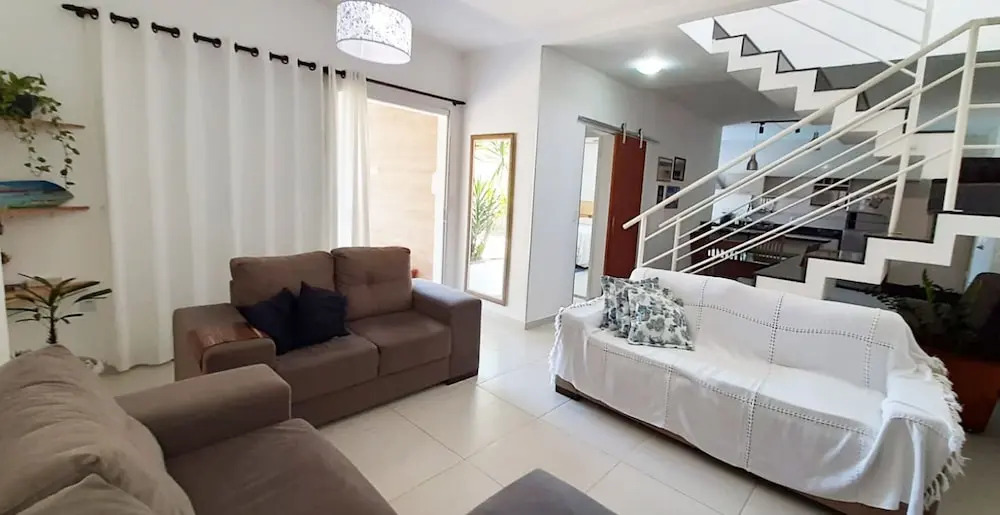 Casa na Praia de Mundaí com 3 quartos, piscina, e churrasqueira