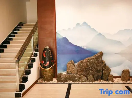 Lake Jingpo Tianbo Yujian Hotel (Lake Jingpo Scenic Area)