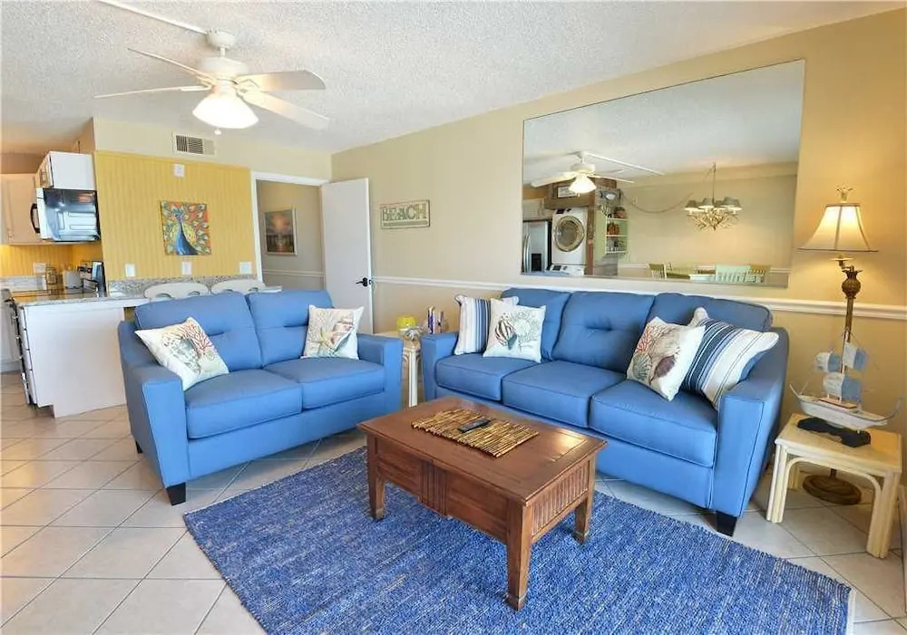 Summit 828 - One Bedroom Condo