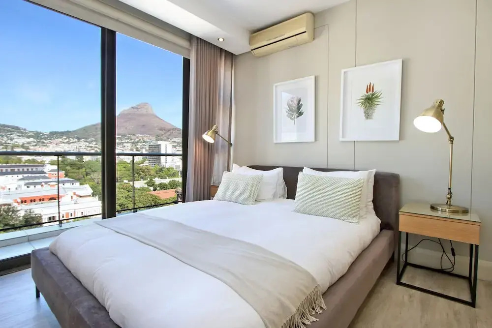 ITC Hospitality Group Penthouse 2 Bedrooms Piazza On Church Square