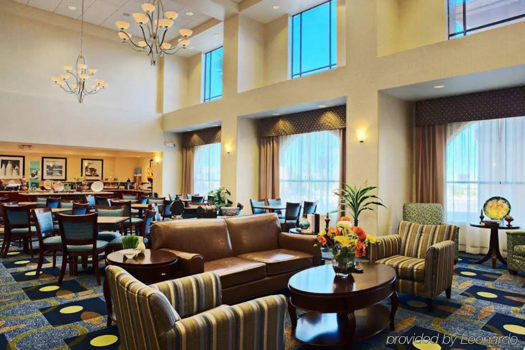Hampton Inn & Suites Lancaster