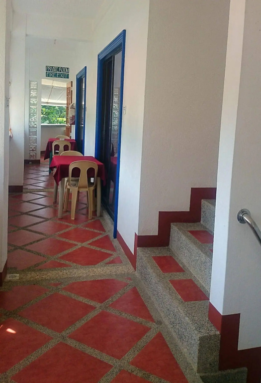 Island Jewel Inn