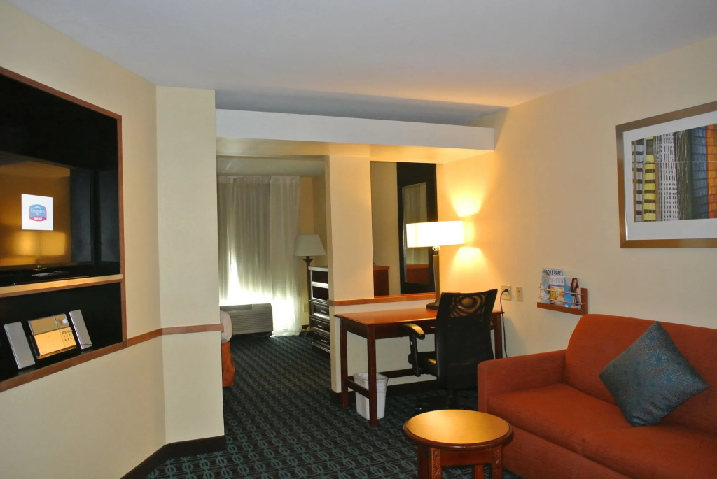Fairfield Inn & Suites by Marriott Waco North