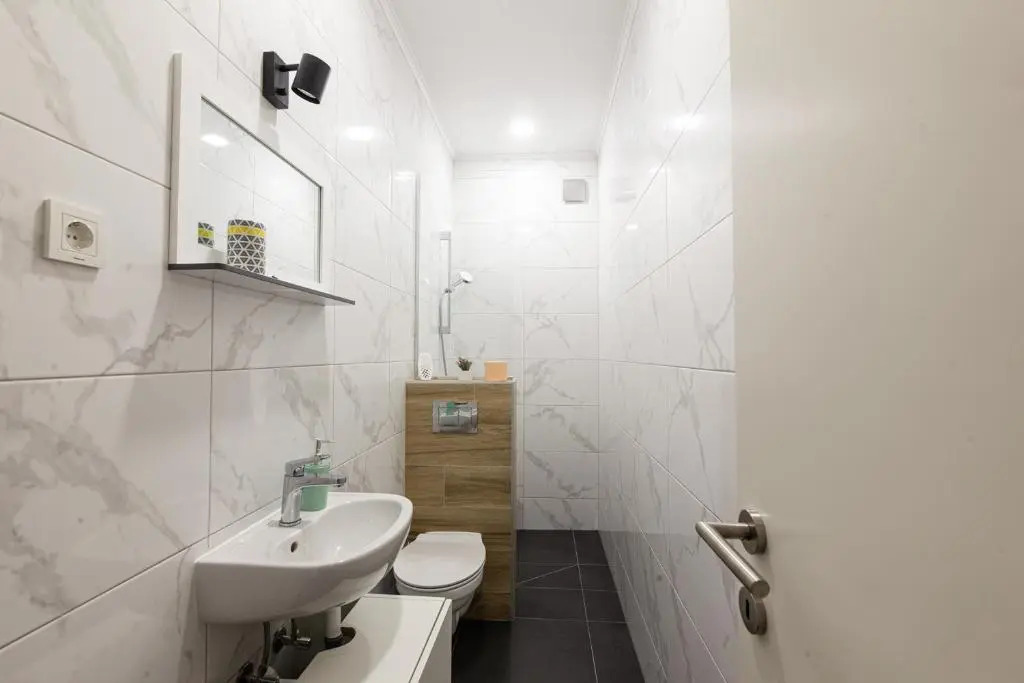 Andriana House