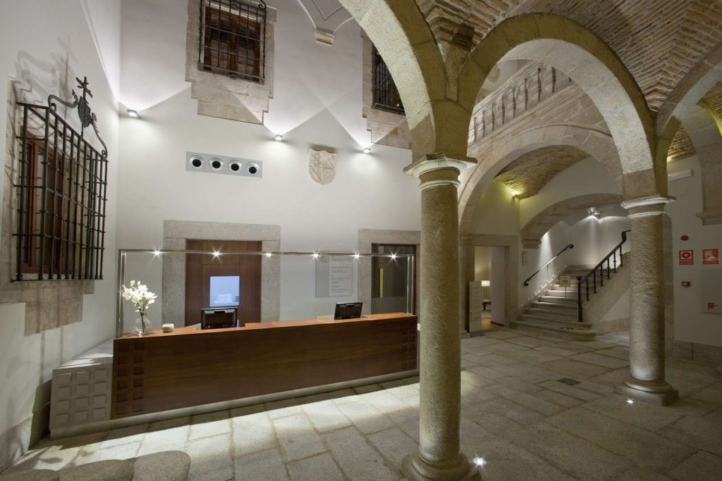 Отель Parador de Cáceres