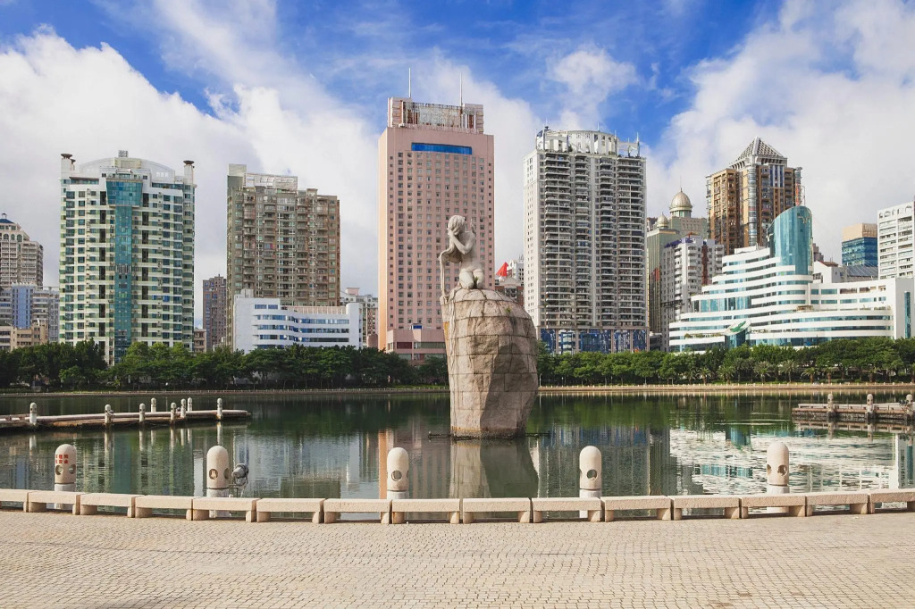 Homeinn · neo (Xiamen Mingfa Commercial Plaza Lianban Subway Station)