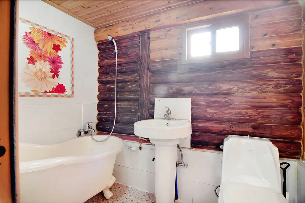 Seogwipo Log House Pension