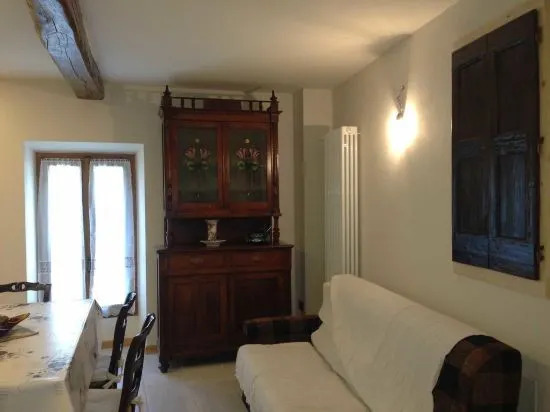 Dal Picasass House