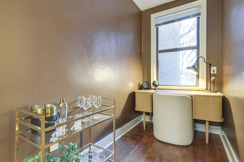 Walkable Condo Near Over-the-rhine & Hard Rock!
