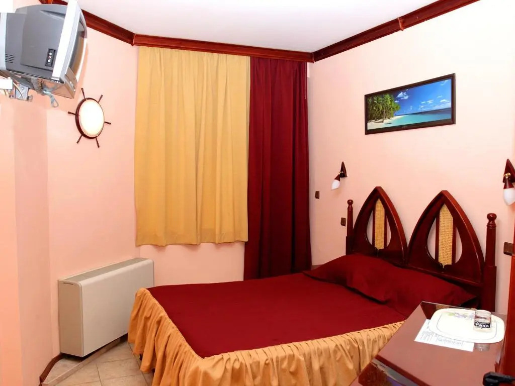 Hotel Nikos