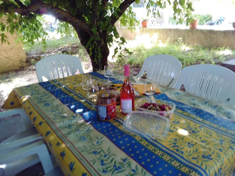 Villa With 2 Bedrooms in Mormoiron, With Private Pool and Furnished Ga