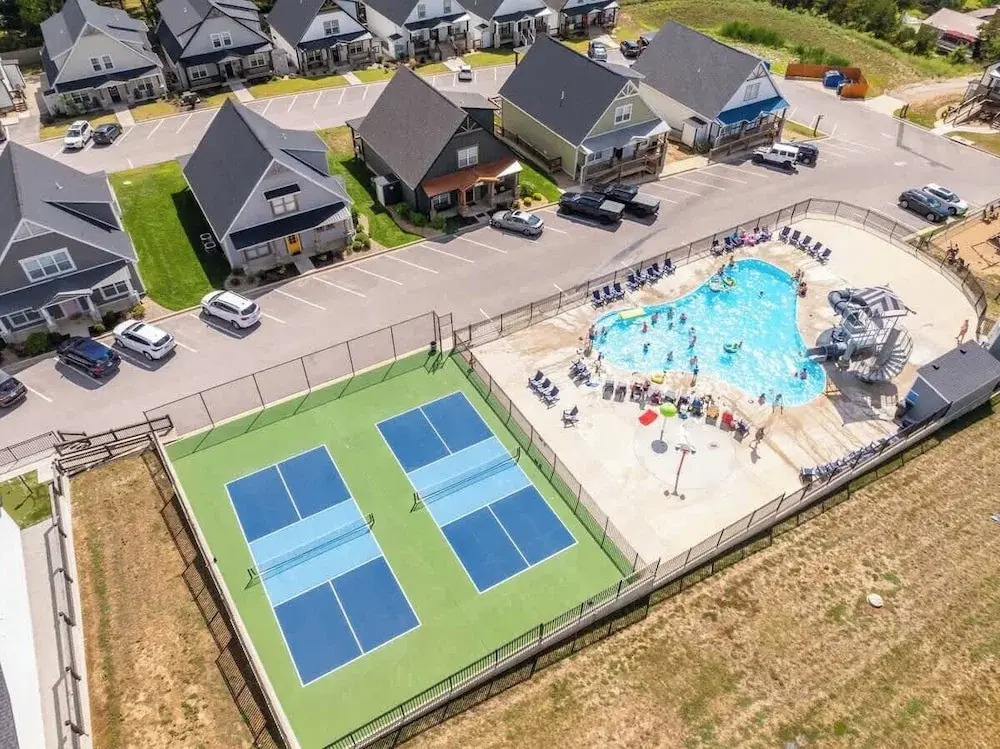 Hooked on Branson Cove - Pool Hot Tub Fireplace