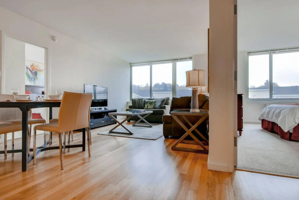 Global Luxury Suites at Downtown Mountain View