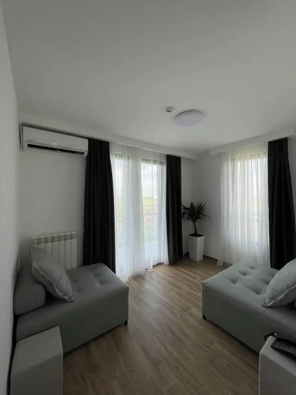 KIMMIY Garni Attic Rooms near Belgrade Airport